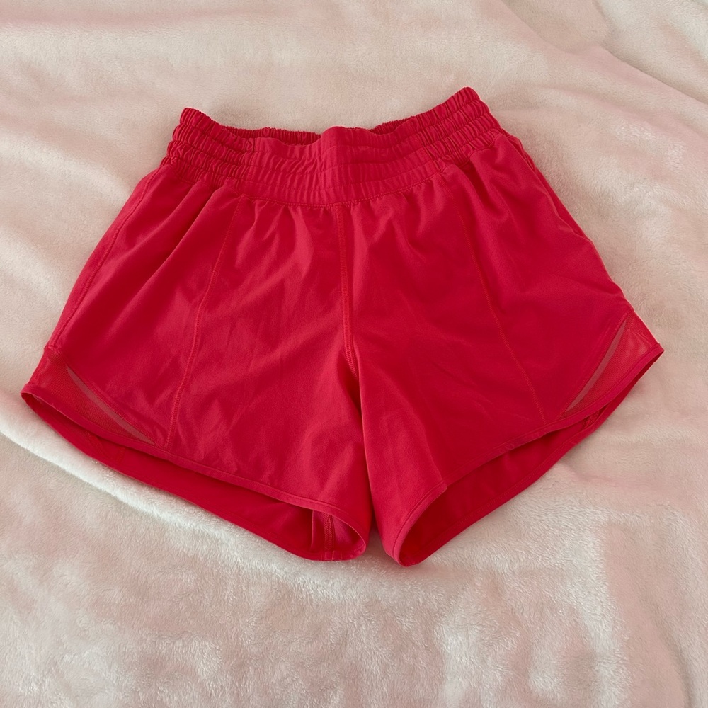 lululemon size 2 hotty hot high-rise lined short 4"